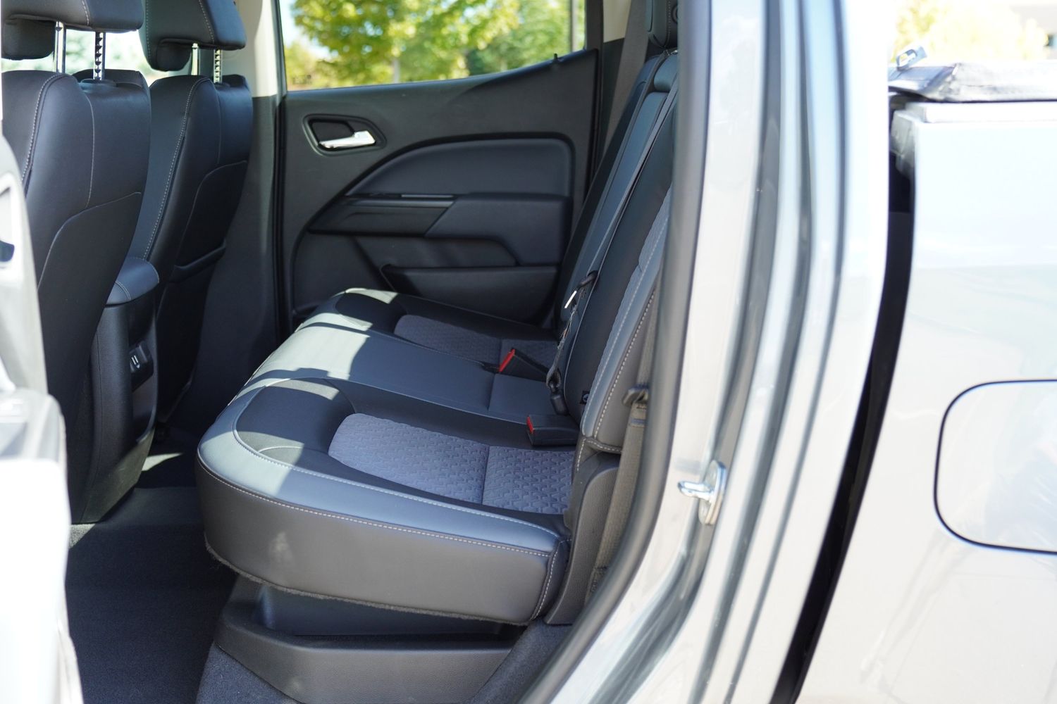 2019 Chevrolet Colorado Z71 photo 12
