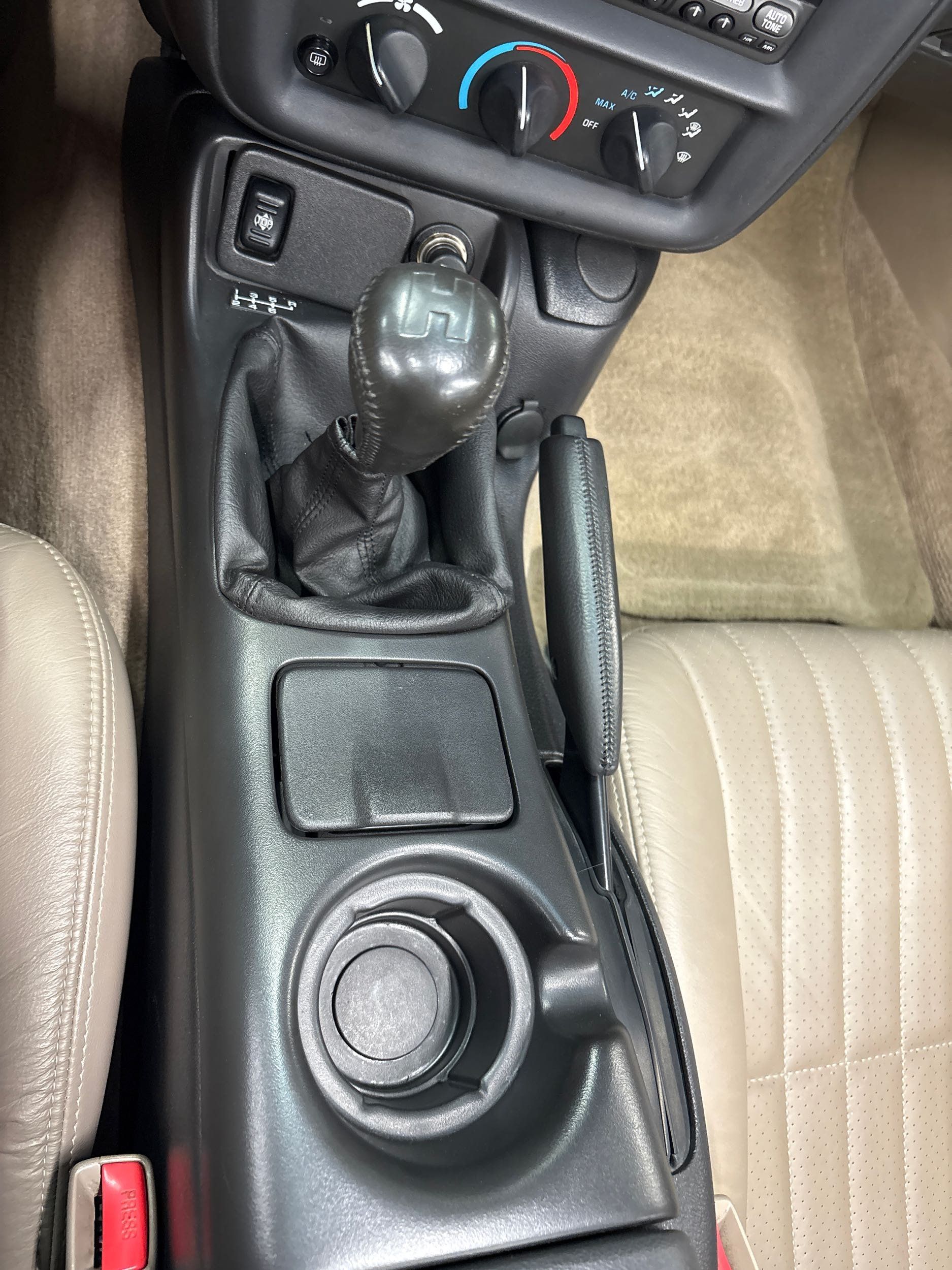 2002 Chevrolet Camaro Sport Coupe photo 42