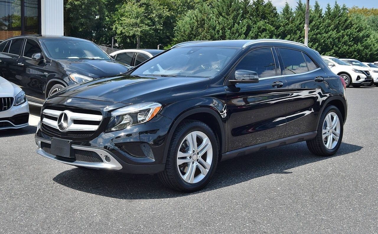 2016 Mercedes Benz GLA 250 4MATIC photo 2