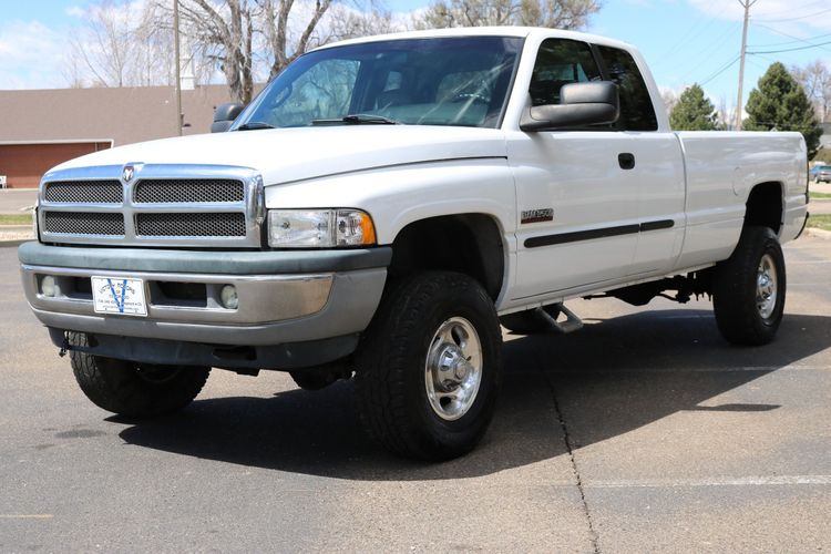 2001 Dodge Ram 2500 SLT | Victory Motors of Colorado