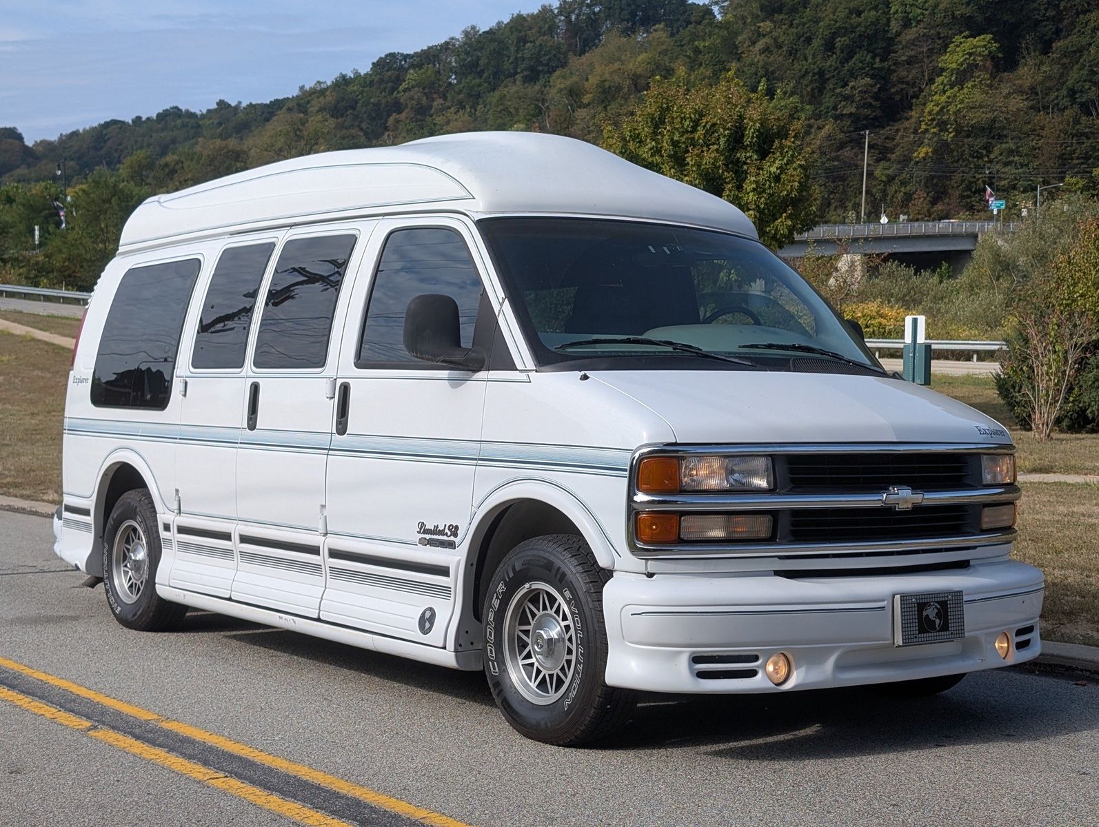 1997 Chevrolet Express G1500 2