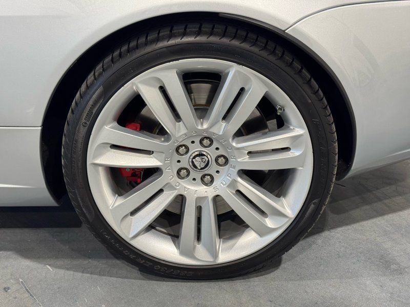 2012 Jaguar XK XKR, photo 22