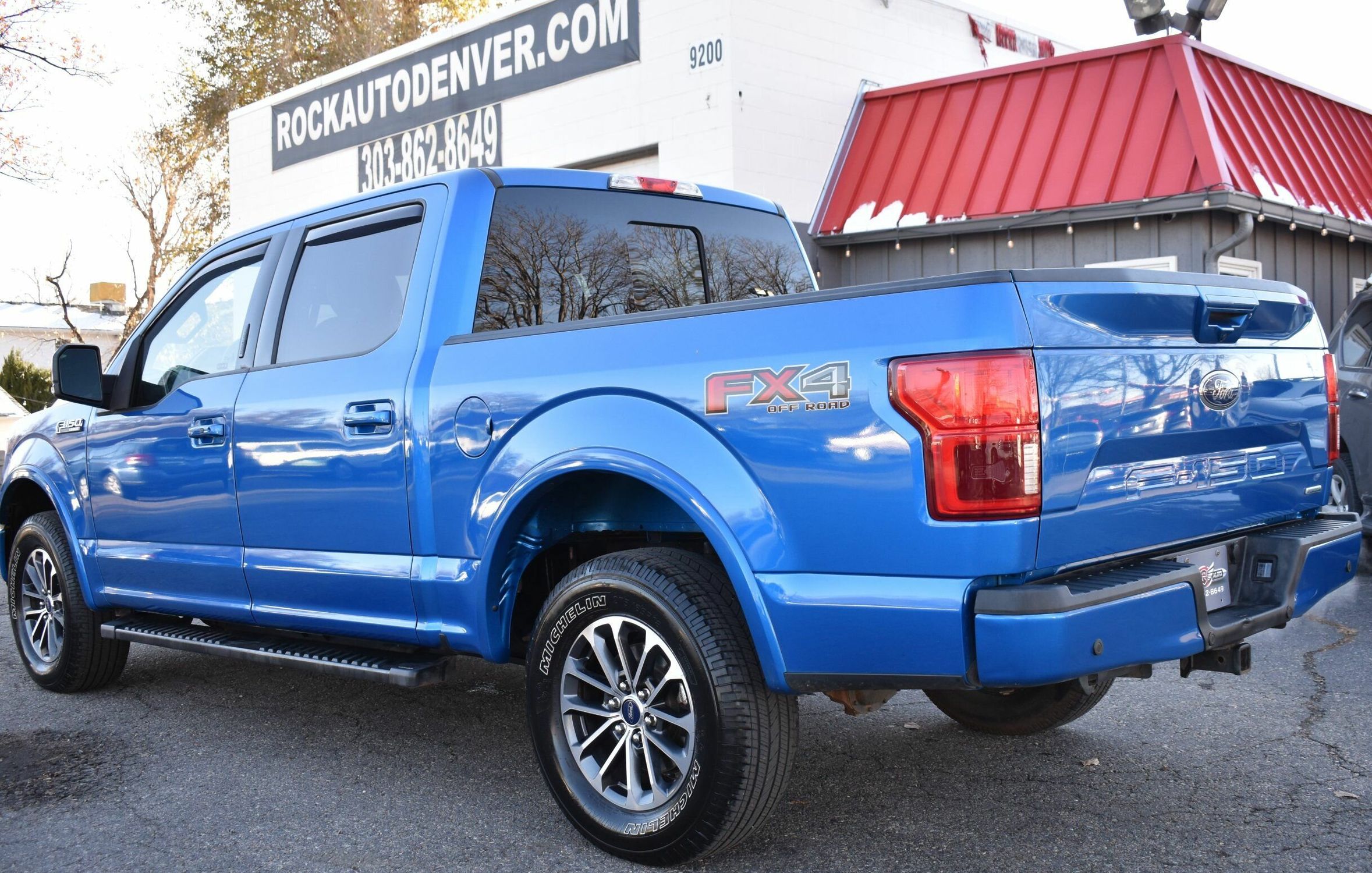 2020 Ford F-150 Lariat photo 2