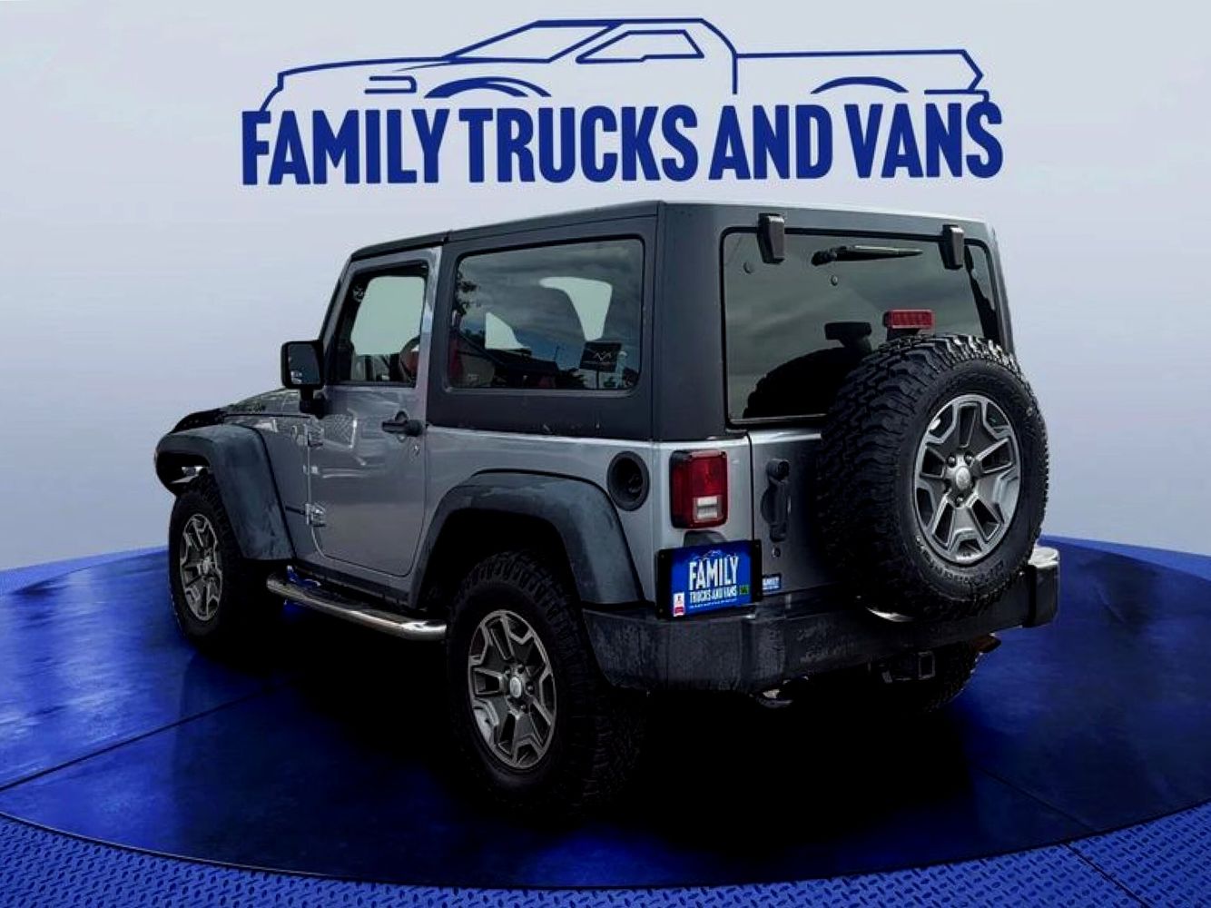 2014 Jeep Wrangler Rubicon photo 3