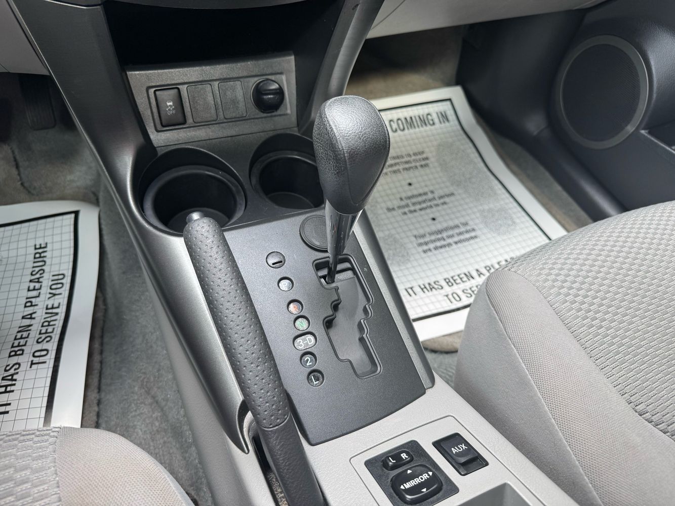 2011 Toyota RAV4 Base photo 29