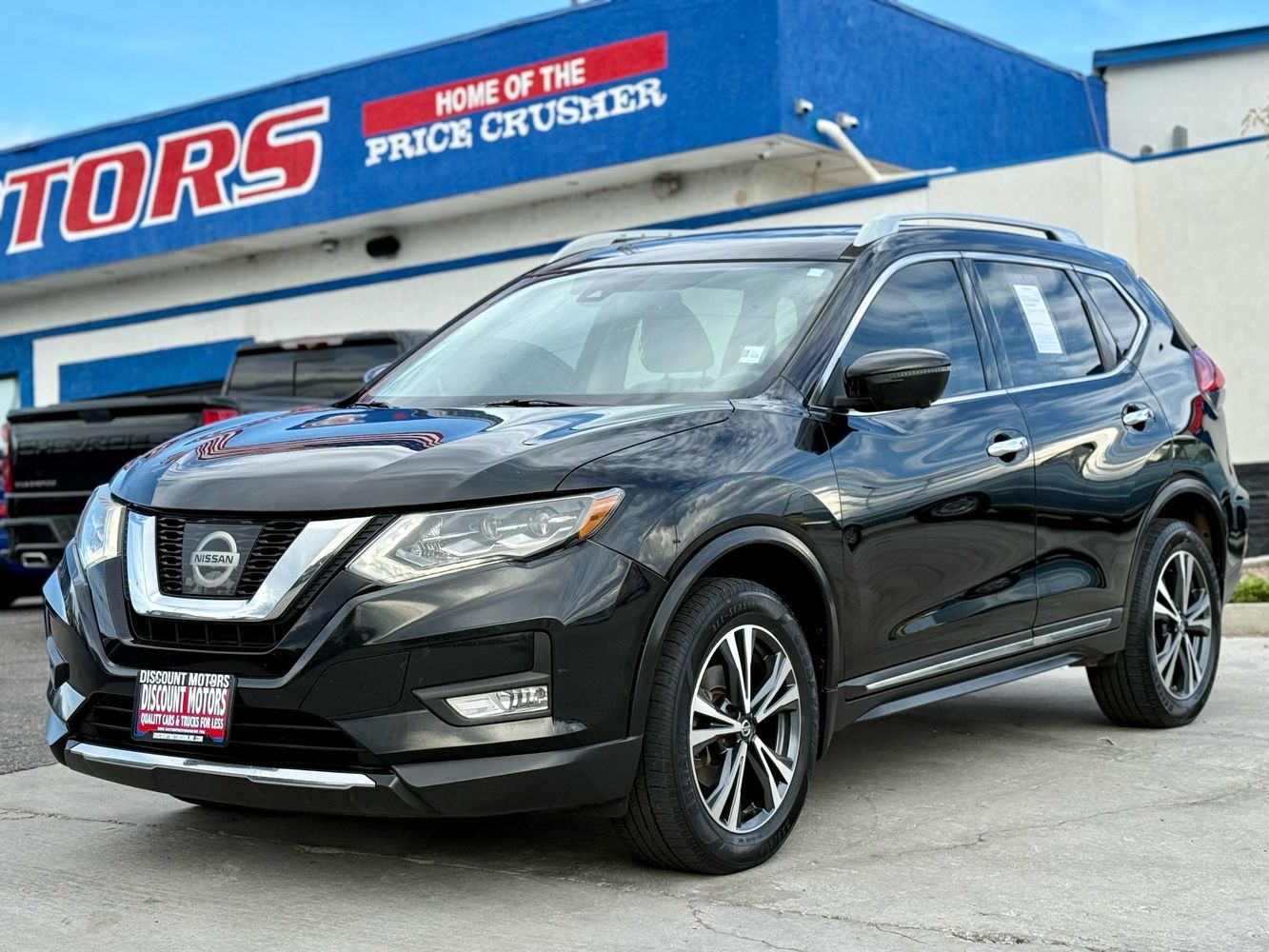 2017 Nissan Rogue SL's photo