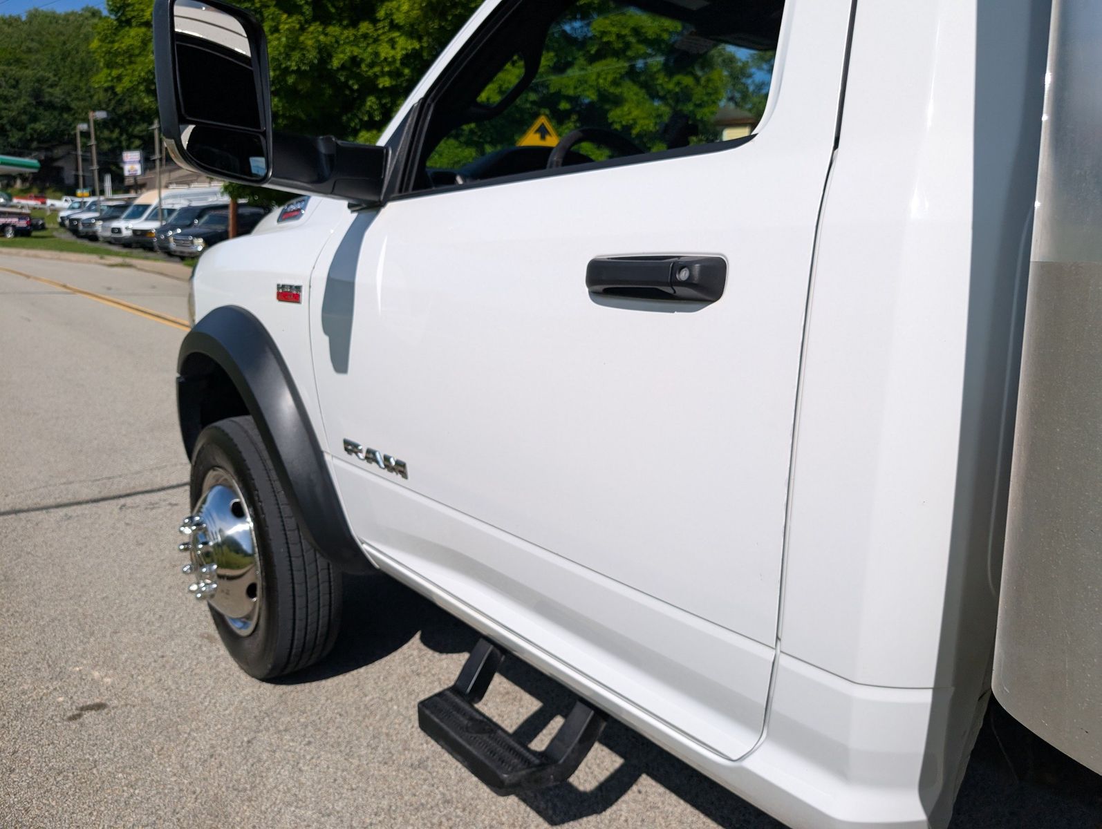 2022 Ram 4500 16' Box Truck 40