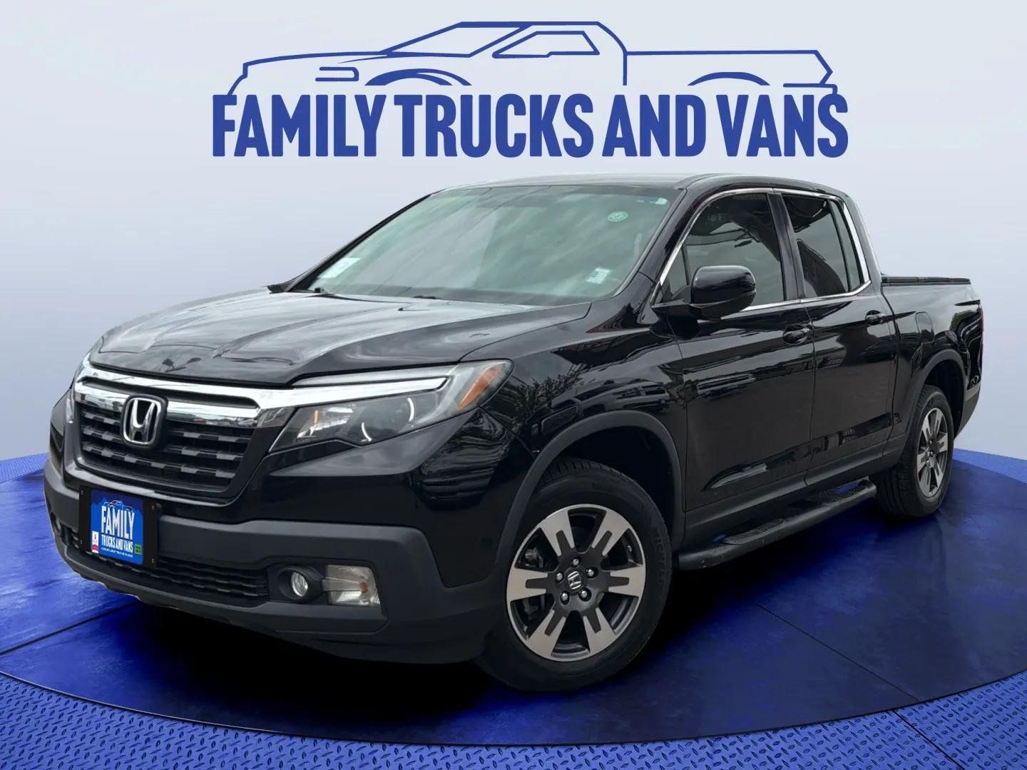 2017 Honda Ridgeline RTL AWD's photo