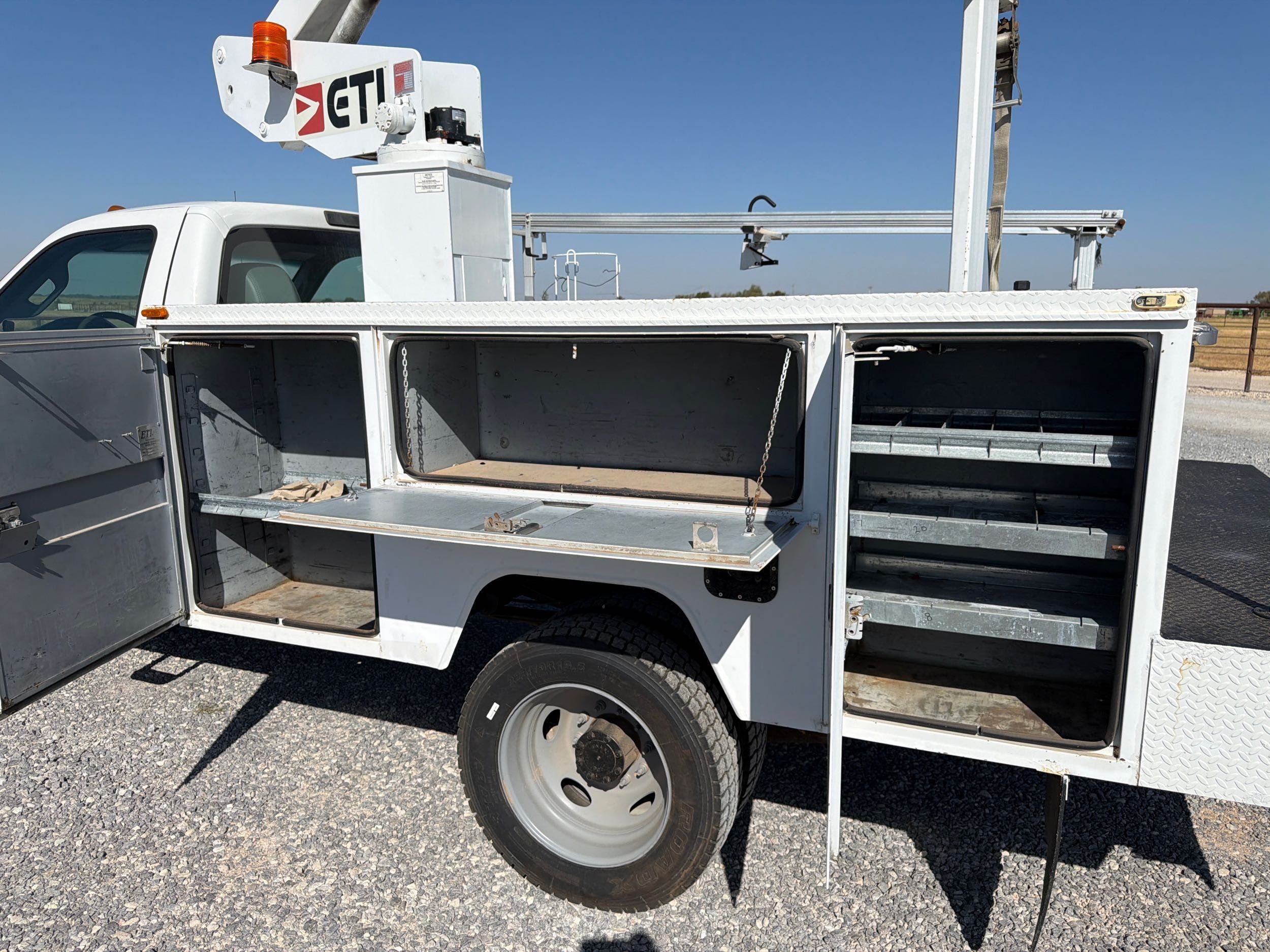 2016 Ford F-450 Super Duty Chassis Cab XL - Photo 22