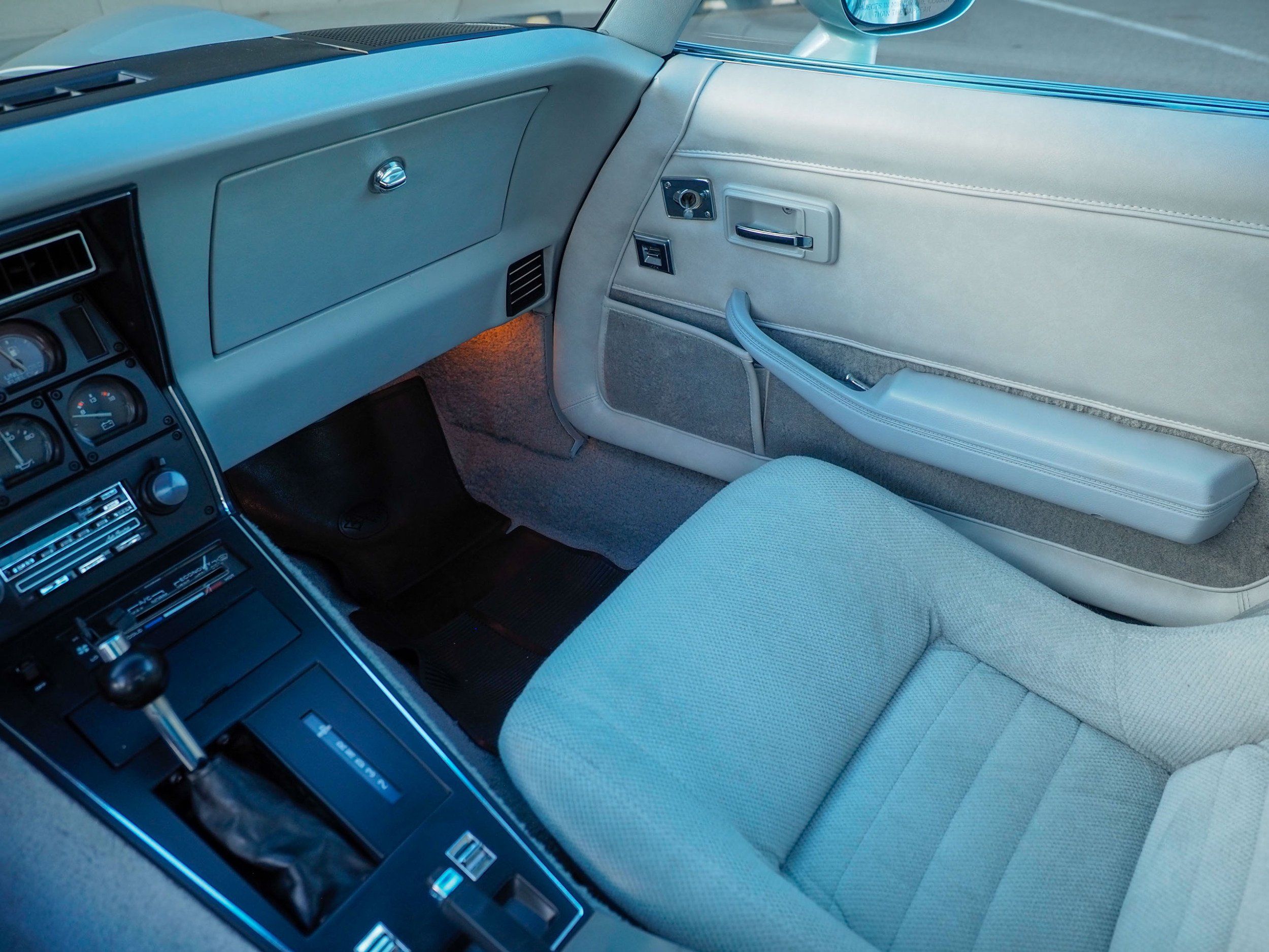 1982 Chevrolet Corvette Silver 
