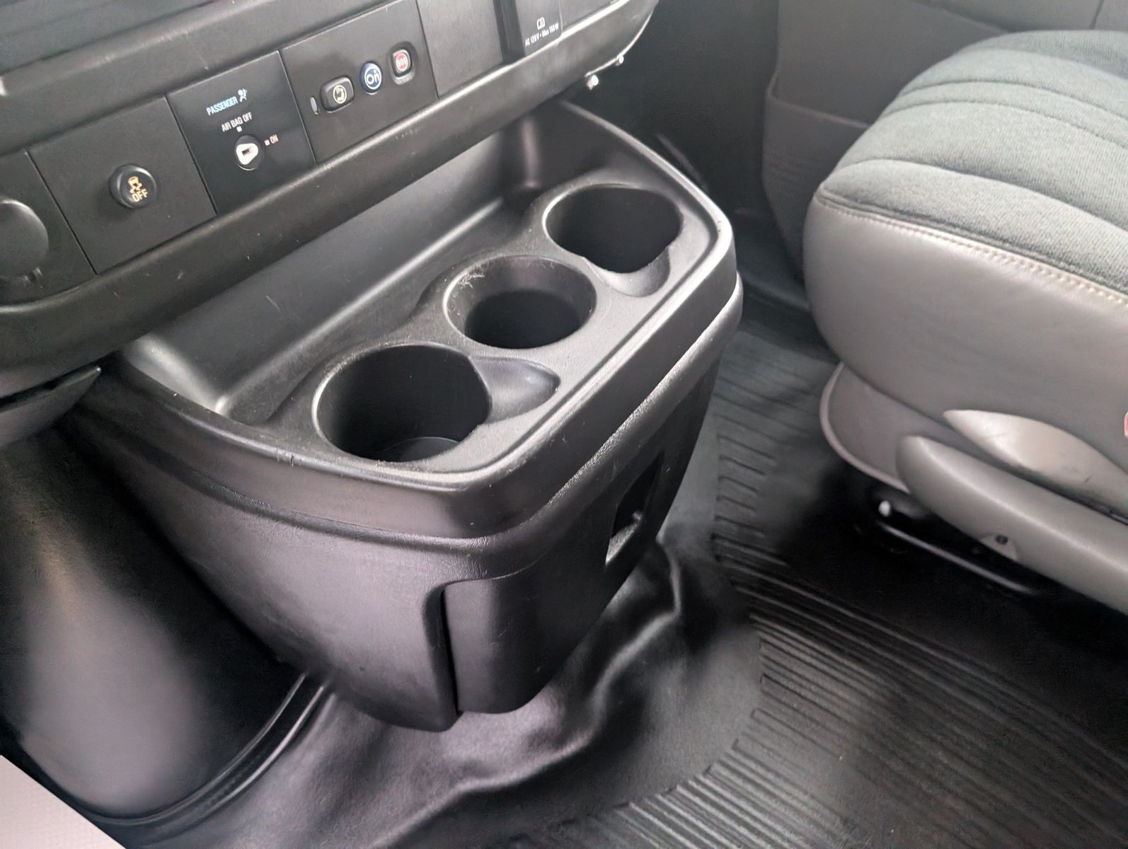 2020 GMC Savana Cargo 68