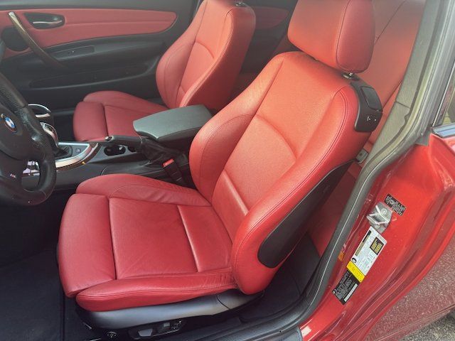 2011 BMW 1 Series 135i - Photo 30