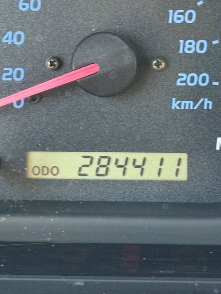 2000 Toyota Land Cruiser Base - Photo 14