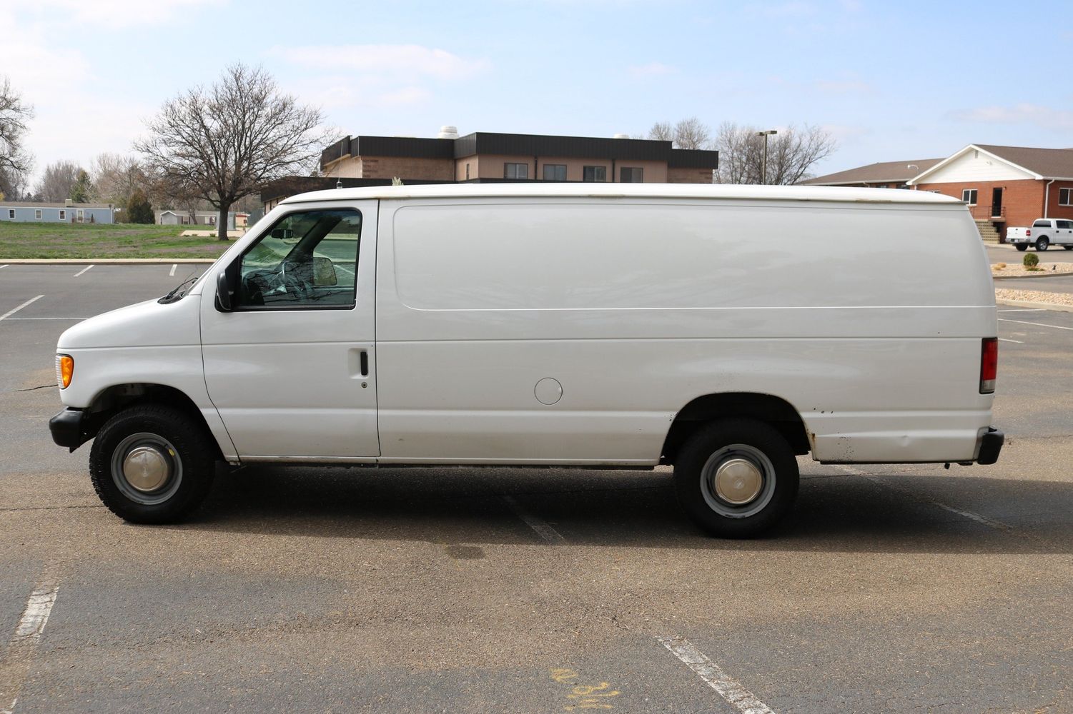 2000 Ford E250 Extended Victory Motors of Colorado