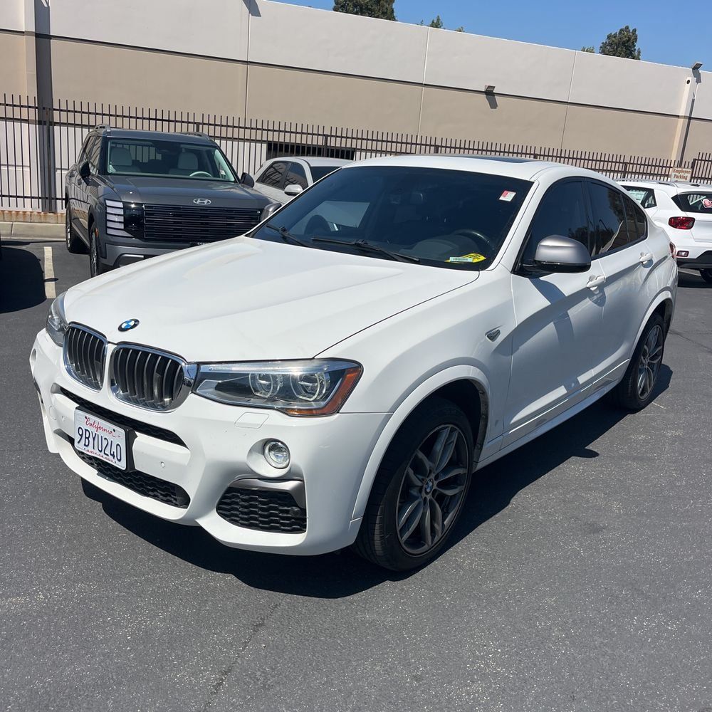 2017 BMW X4 M40i's photo