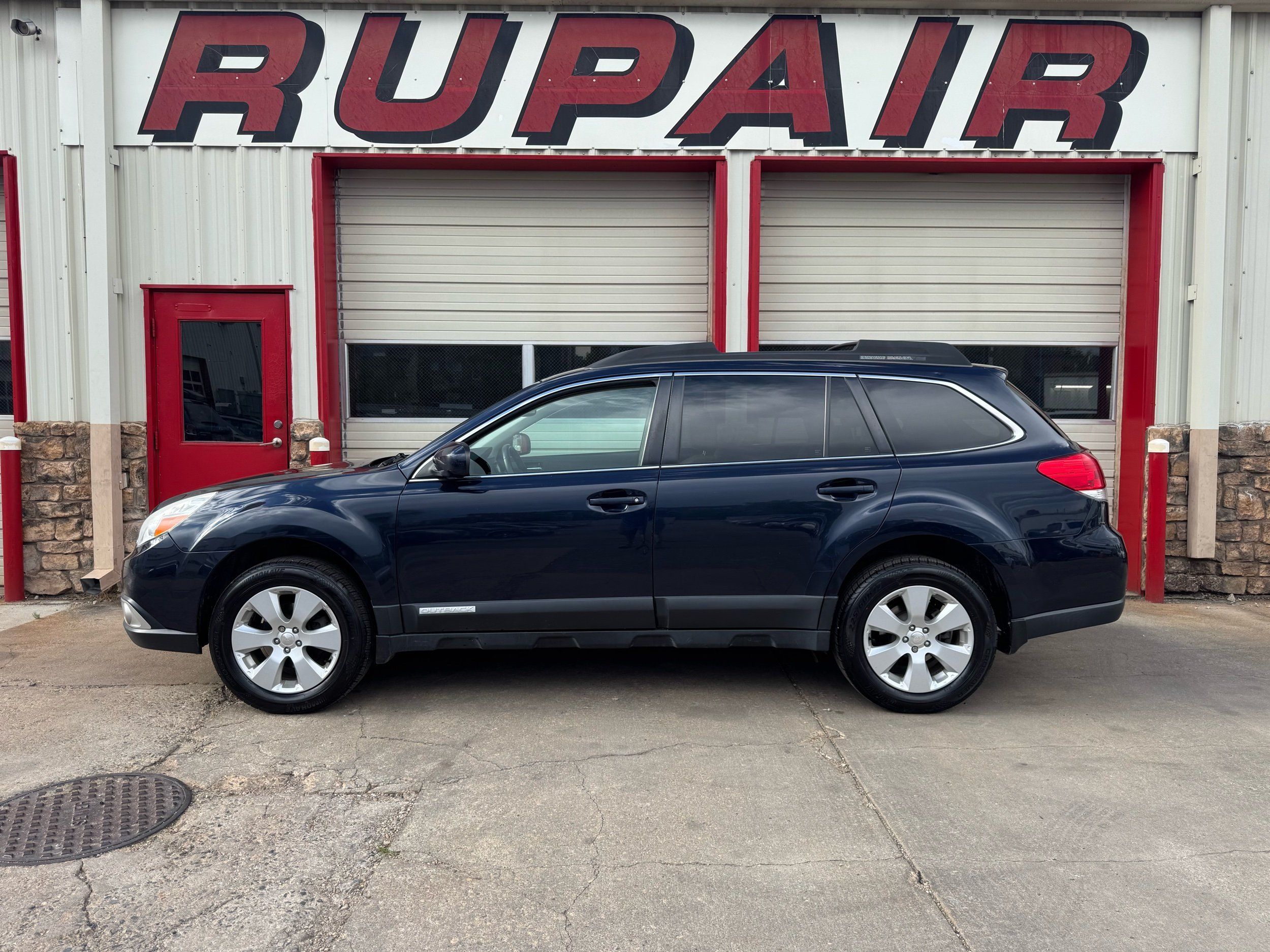2012 Subaru Outback 2.5i Premium CVT's photo