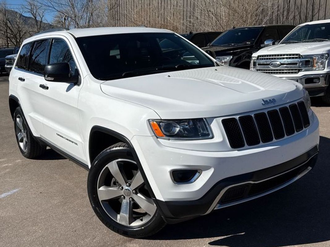 White 2016 Jeep Grand Cherokee Limited 4WD SUV / Crossover Four-Wheel Drive 8-Speed Automatic