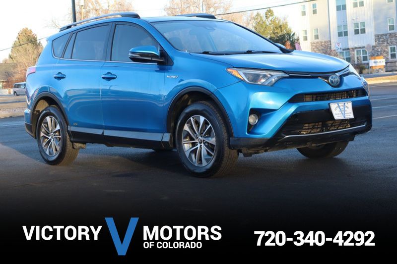 2017 Toyota RAV4 Hybrid XLE | Victory Motors of Colorado