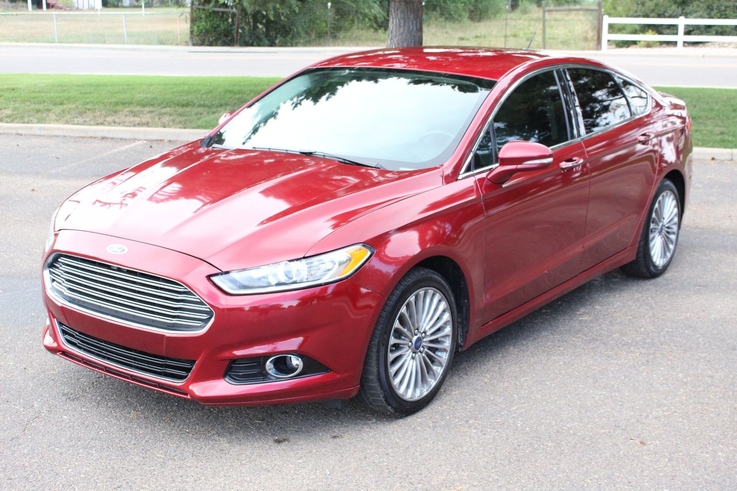 2015 Ford Fusion Titanium | Victory Motors of Colorado