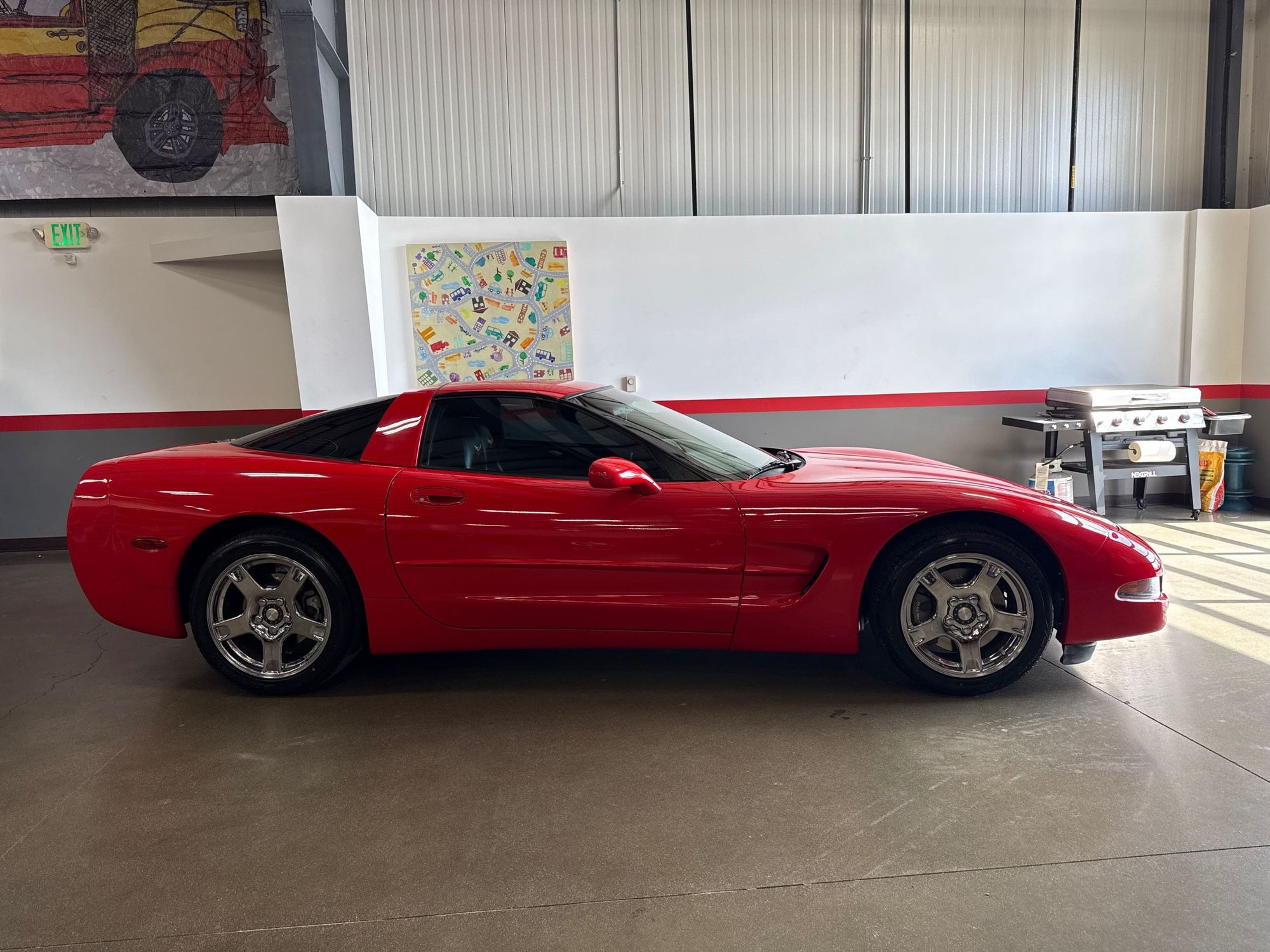 1997 Chevrolet Corvette Base photo 2