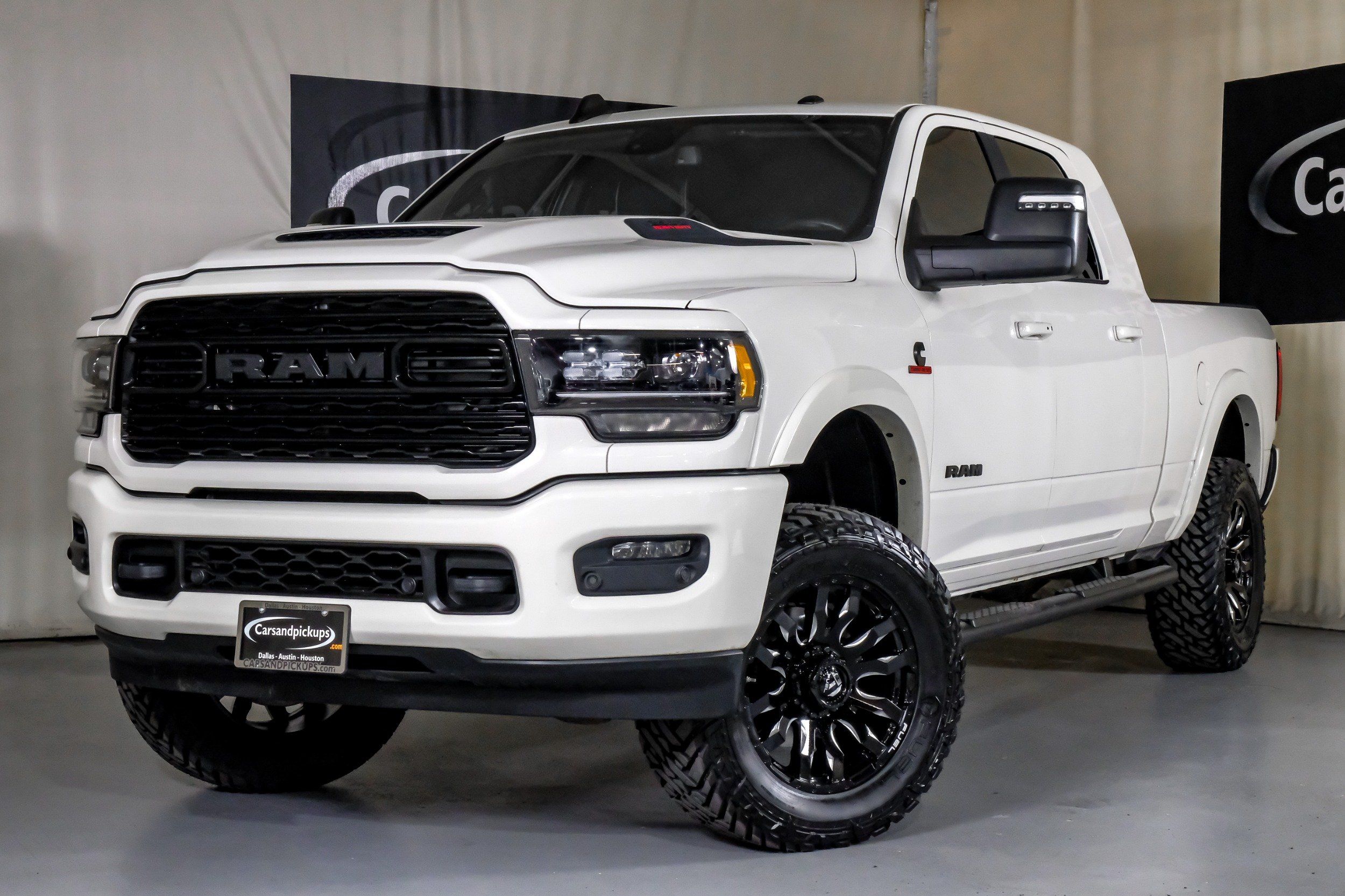 2023 Ram 2500 Limited photo 4