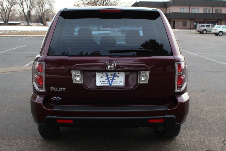 2007 Honda Pilot LX | Victory Motors of Colorado