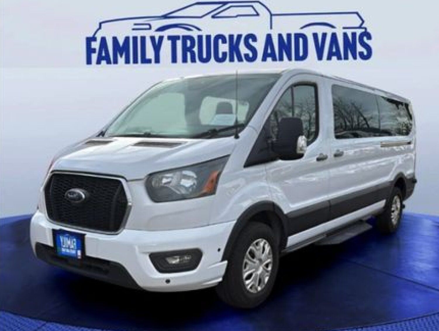 2024 Ford Transit 350 XLT Low Roof Sliding Pass. 148's photo