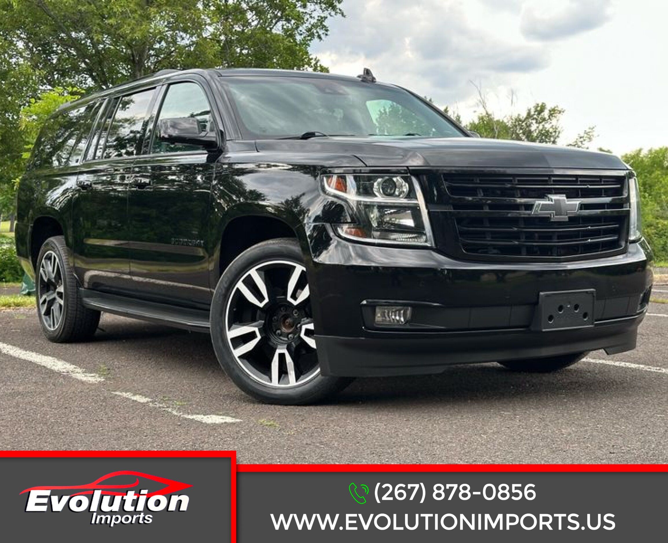 2018 Chevrolet Suburban 4WD 1500 LT's photo