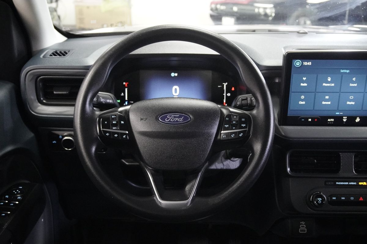 2025 Ford Maverick XL