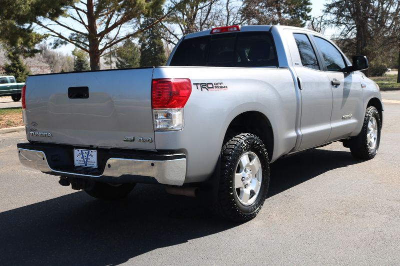 2010 Toyota Tundra Photos