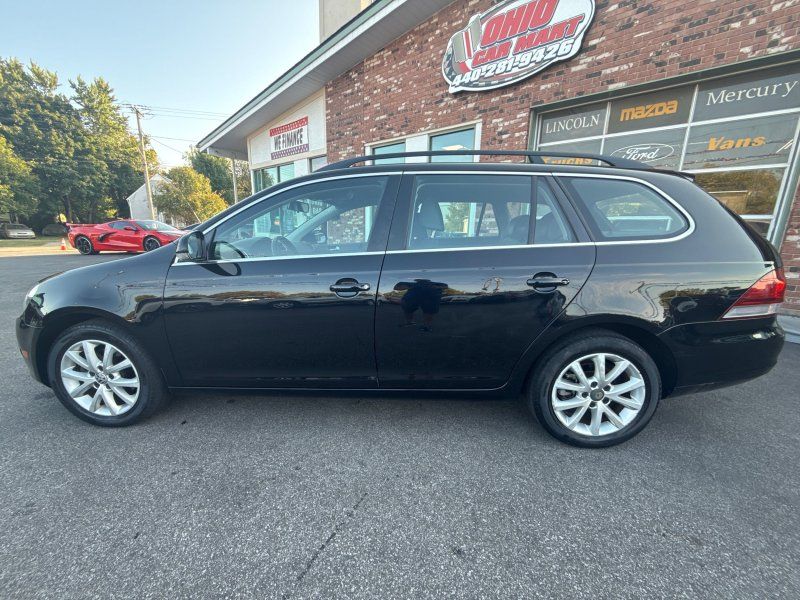 2012 Volkswagen Jetta SportWagen 2.5L SE photo 8
