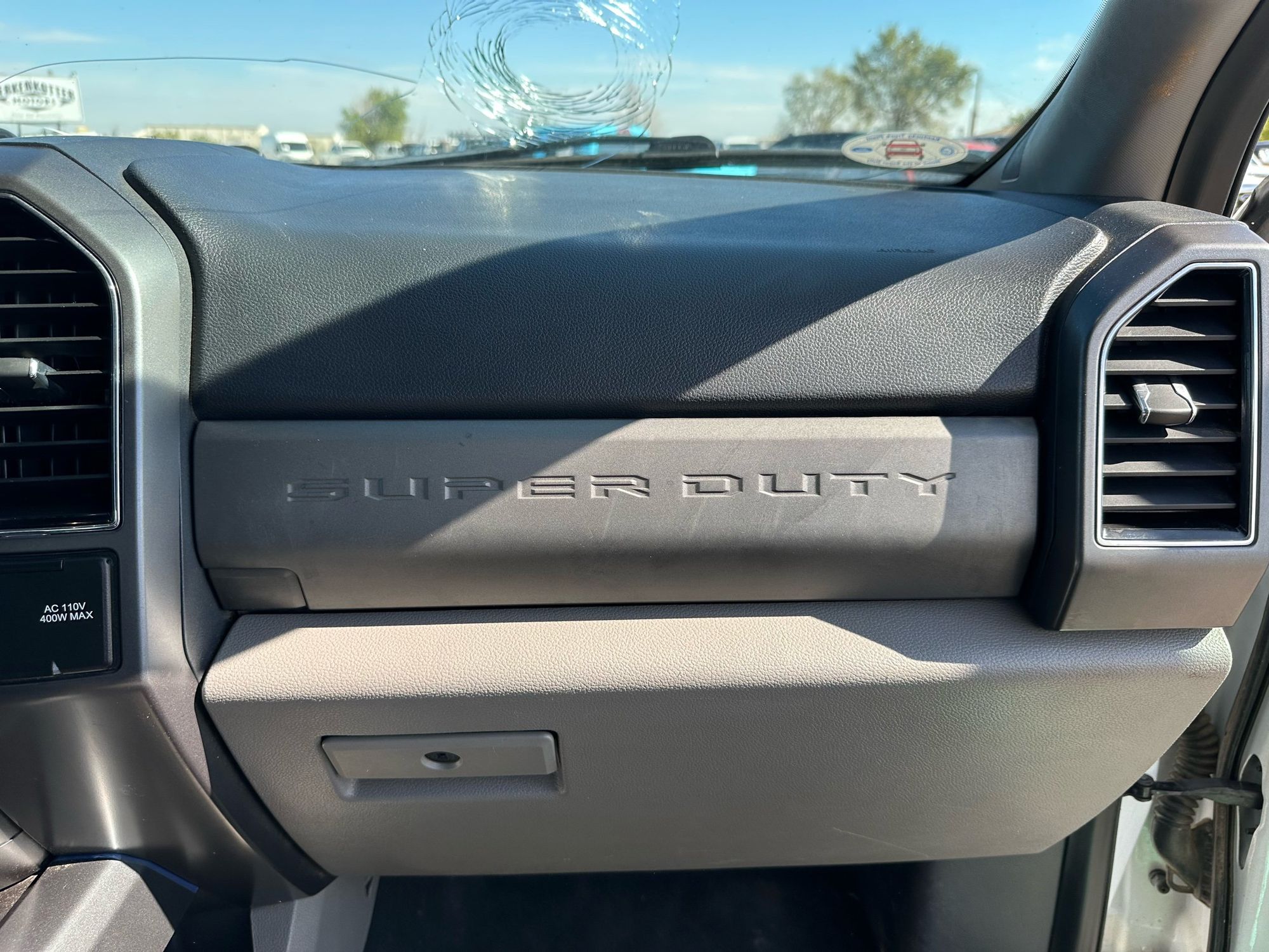 2022 Ford F-250 XLT photo 19