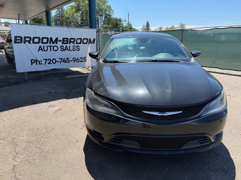 2016 Chrysler 200 S