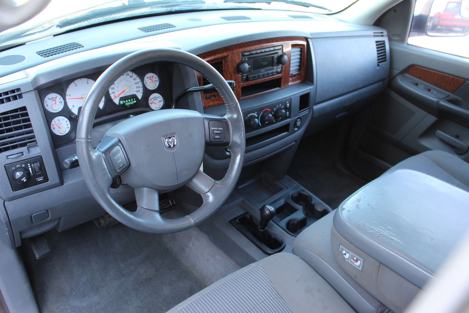 2006 Dodge Ram 2500 SLT | Victory Motors of Colorado