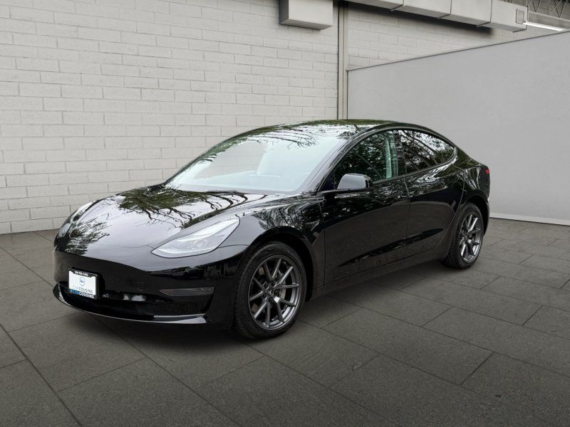 2023 Tesla Model 3 -'s photo