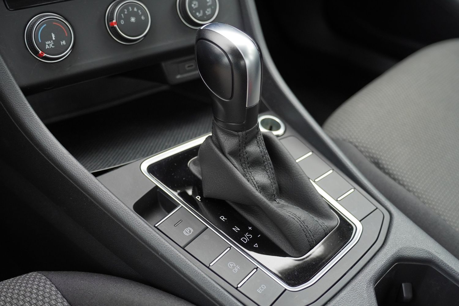 2021 Volkswagen Jetta 1.4T S photo 22