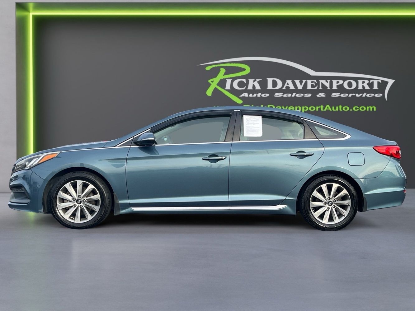 2016 Hyundai SONATA Sport Rick Davenport Auto Sales