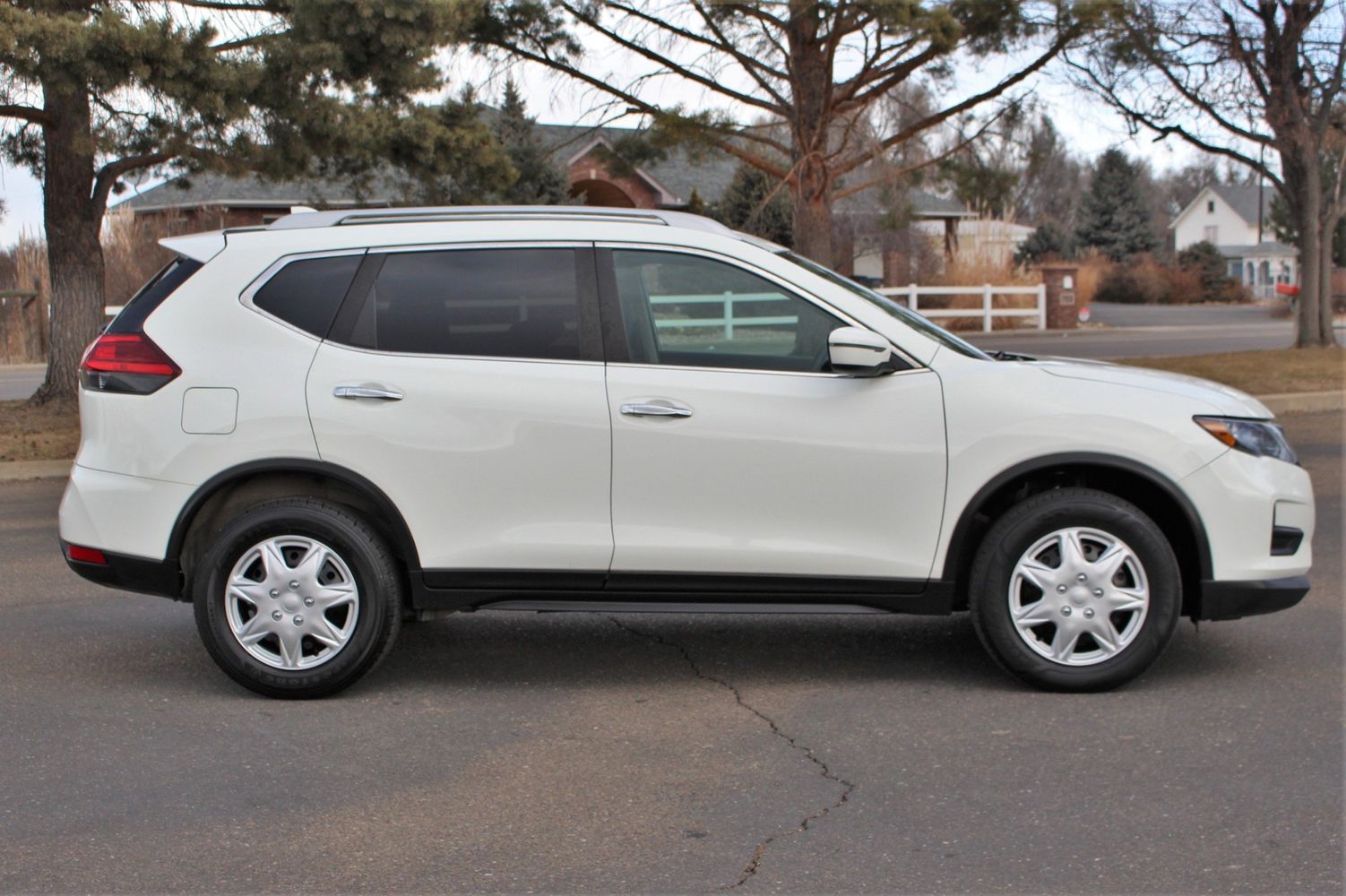 2017 Nissan Rogue S | Victory Motors of Colorado