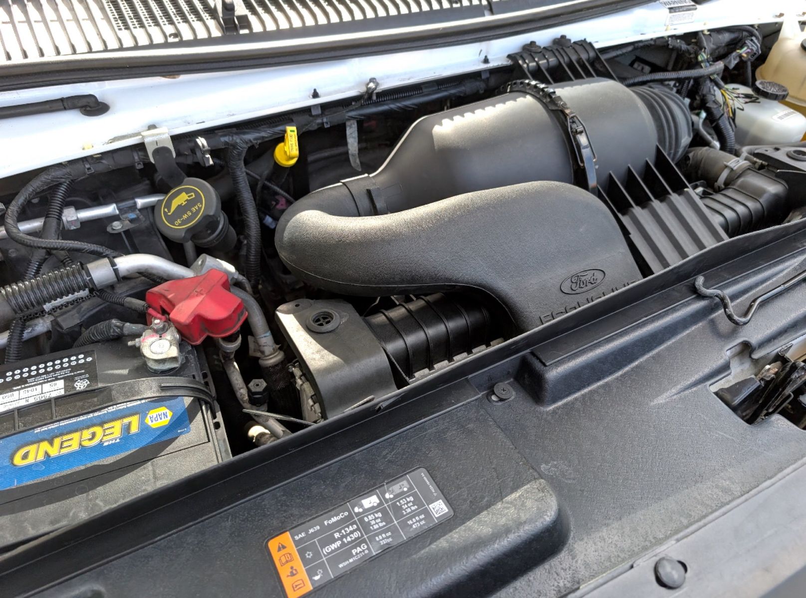 2019 Ford E-450 Cutaway 16