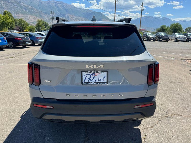 2022 Kia Sorento X-Line S - Gray exterior view 4