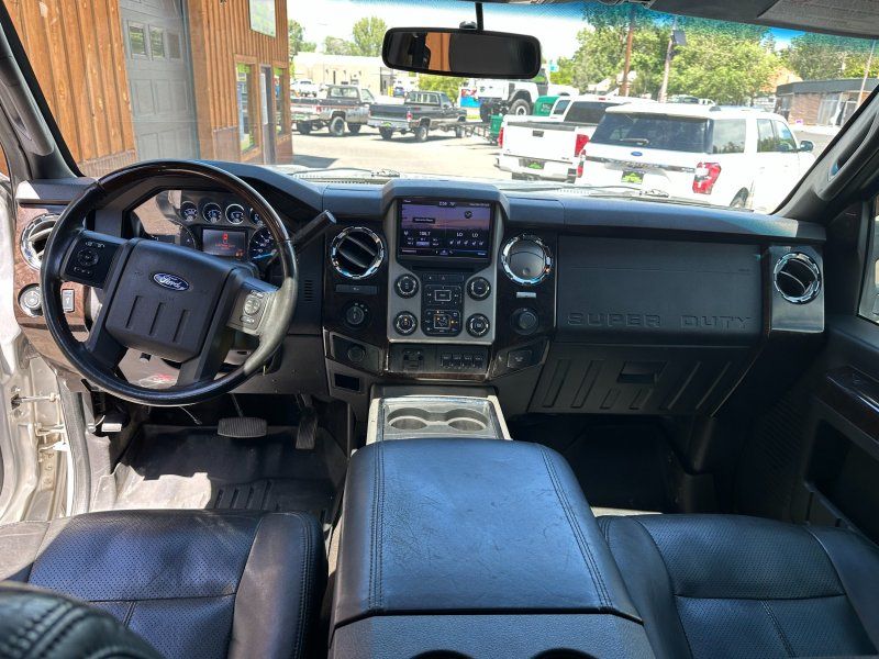 2014 Ford F-250 Super Duty Platinum - Photo 13