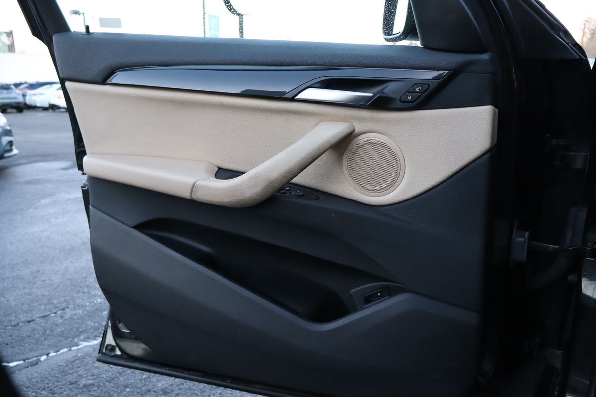 2017 BMW X1 xDrive28i