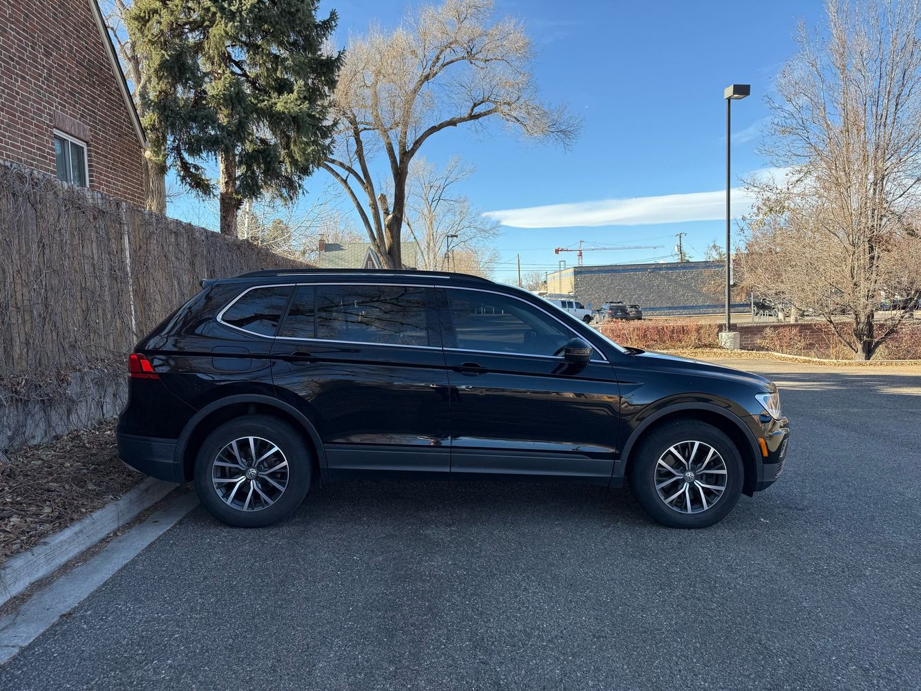 2019 Volkswagen Tiguan SE photo 5