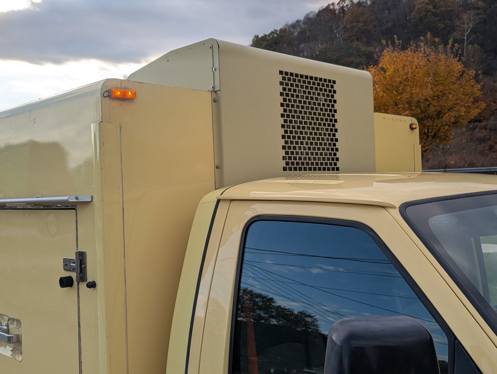 2019 Ford E-Series Chassis 52