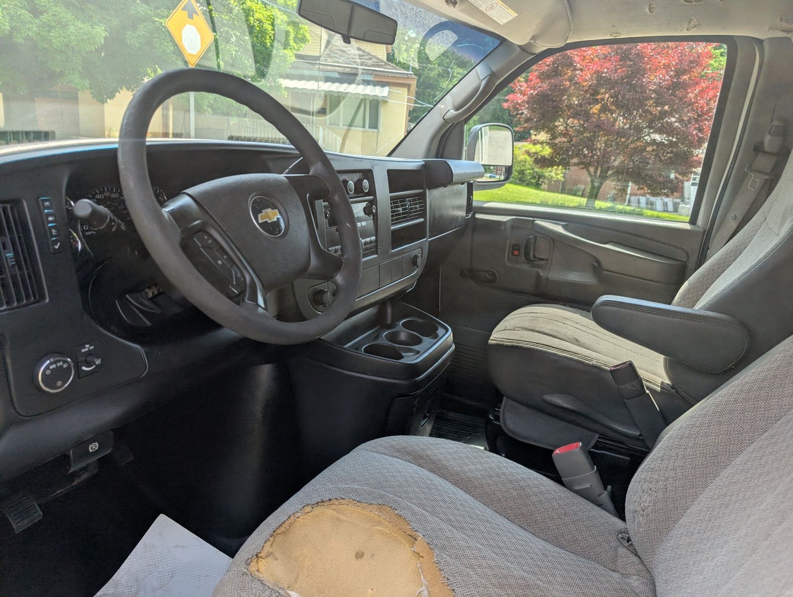 2011 Chevrolet Express 3500 47