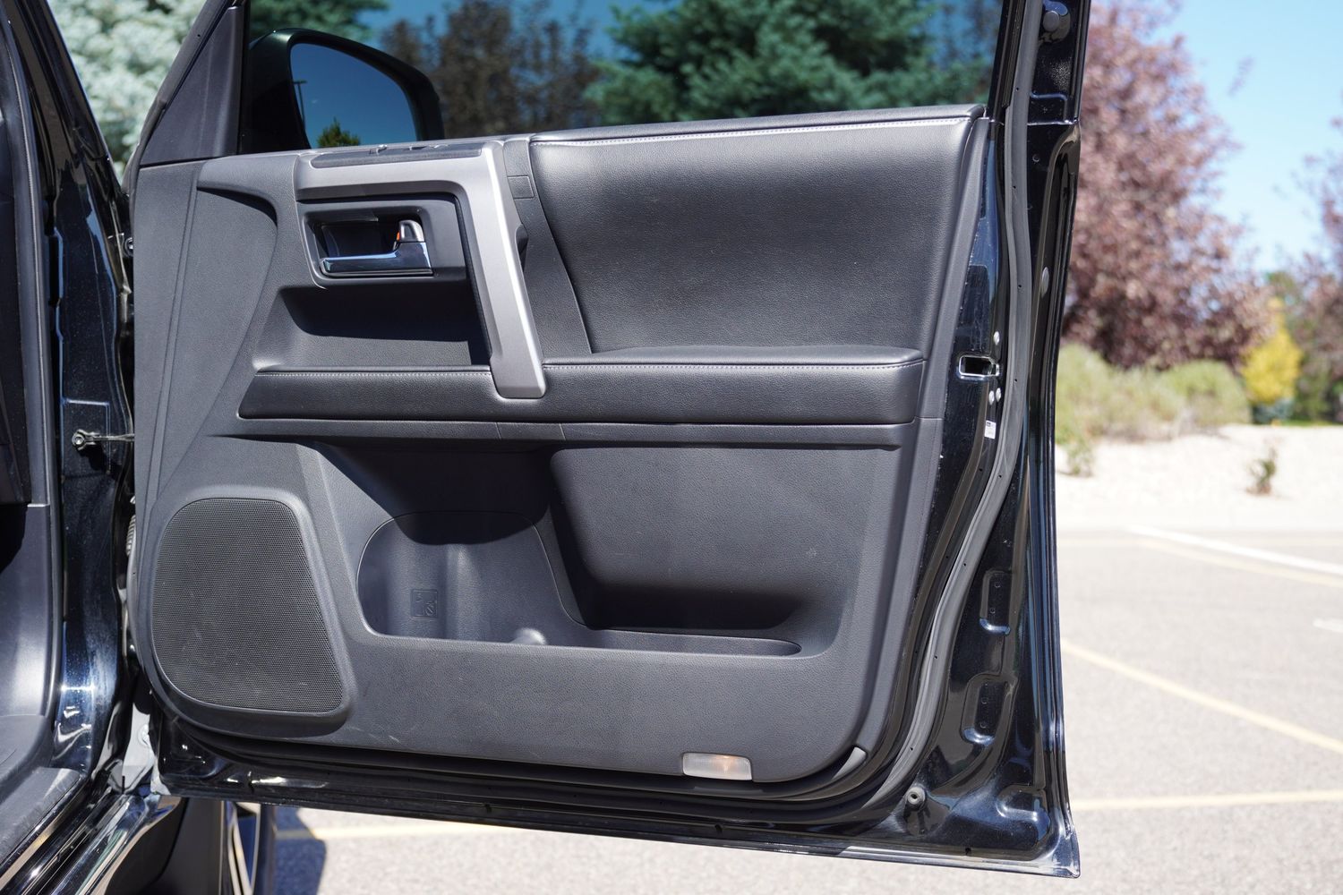 2015 Toyota 4Runner Limited photo 15