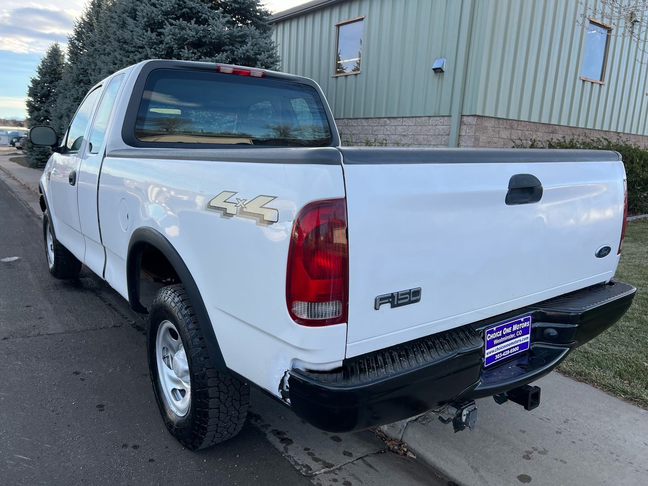 2001 Ford F-150 XL photo 3