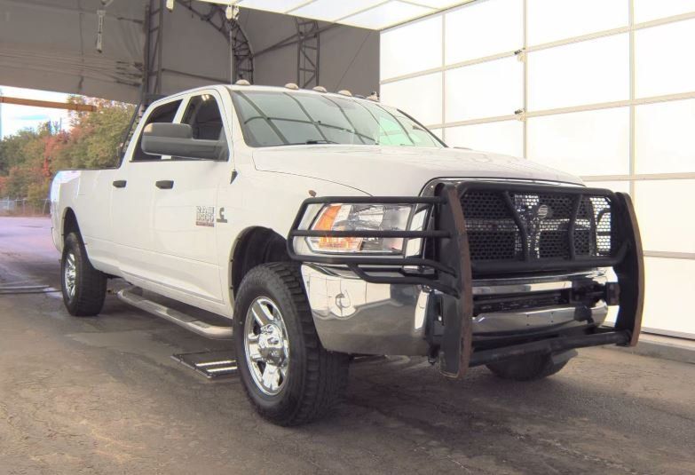 2018 Ram 3500 Tradesman photo 3