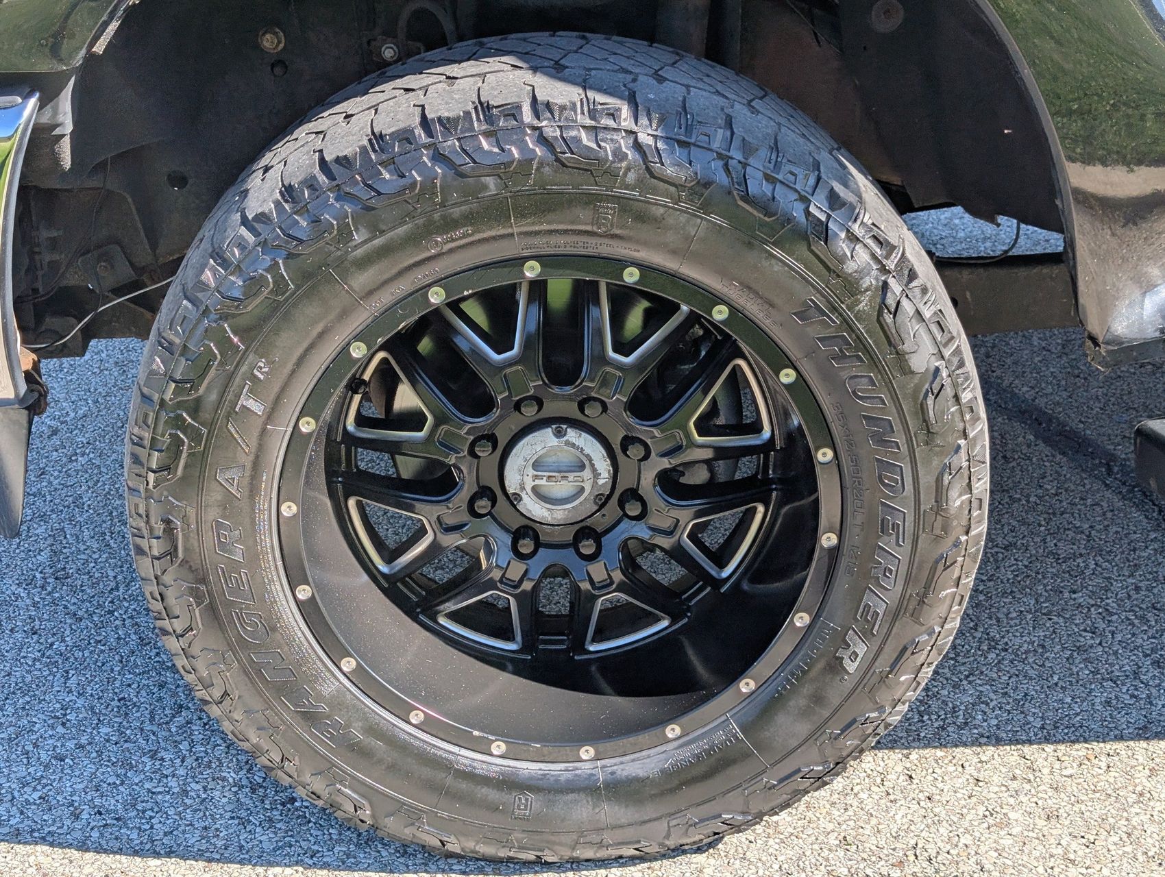 2015 Ford F-350 51
