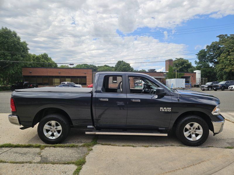 2018 RAM Ram 1500 Pickup SLT - Photo 11